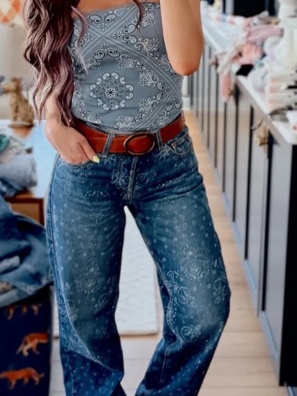 Outfit! High-Rise Blue Bandana Print Women’s Jeans and top